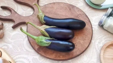 بادمجان سیاه