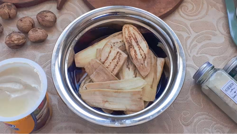 7 روش آسان برای گرفتن تلخی بادمجان 1 گرفتن تلخی بادمجان
