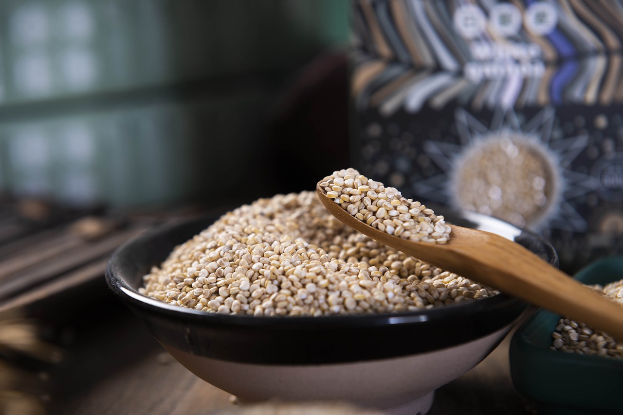 خواص کینوا برای لاغری + 8 نکته ضروری قبل از مصرف کینوا 2 عکس کینوای سفید