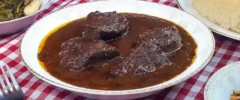 خورشت فسنجون با مرغ (با سینه مرغ)